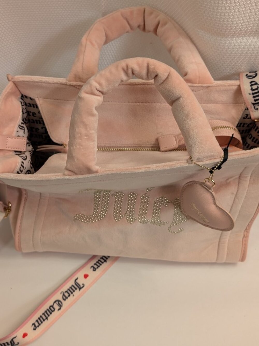Juicy Couture, Pink Diamond, tote with Zip card case. NWT